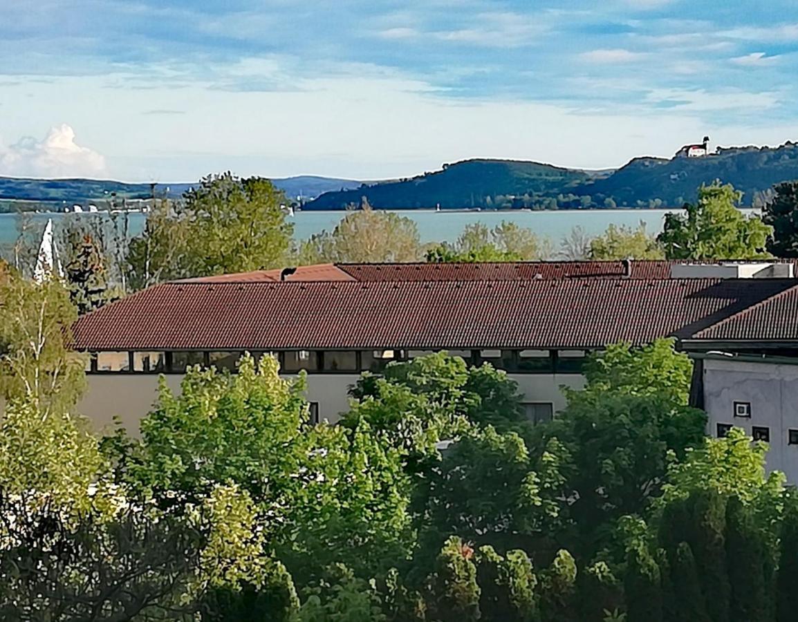 Seeyou Apartment Balatonfuered Екстериор снимка