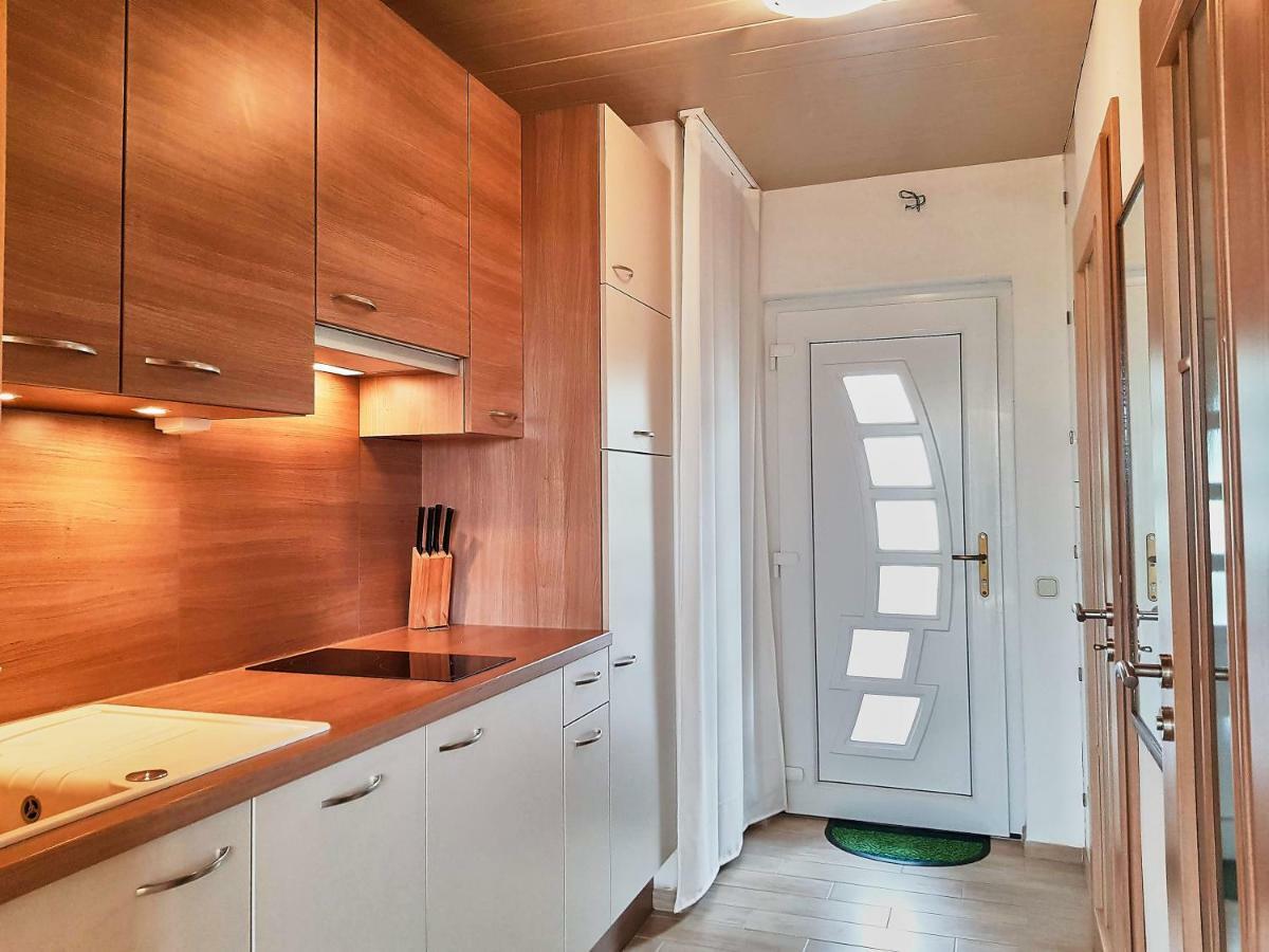 Seeyou Apartment Balatonfuered Екстериор снимка